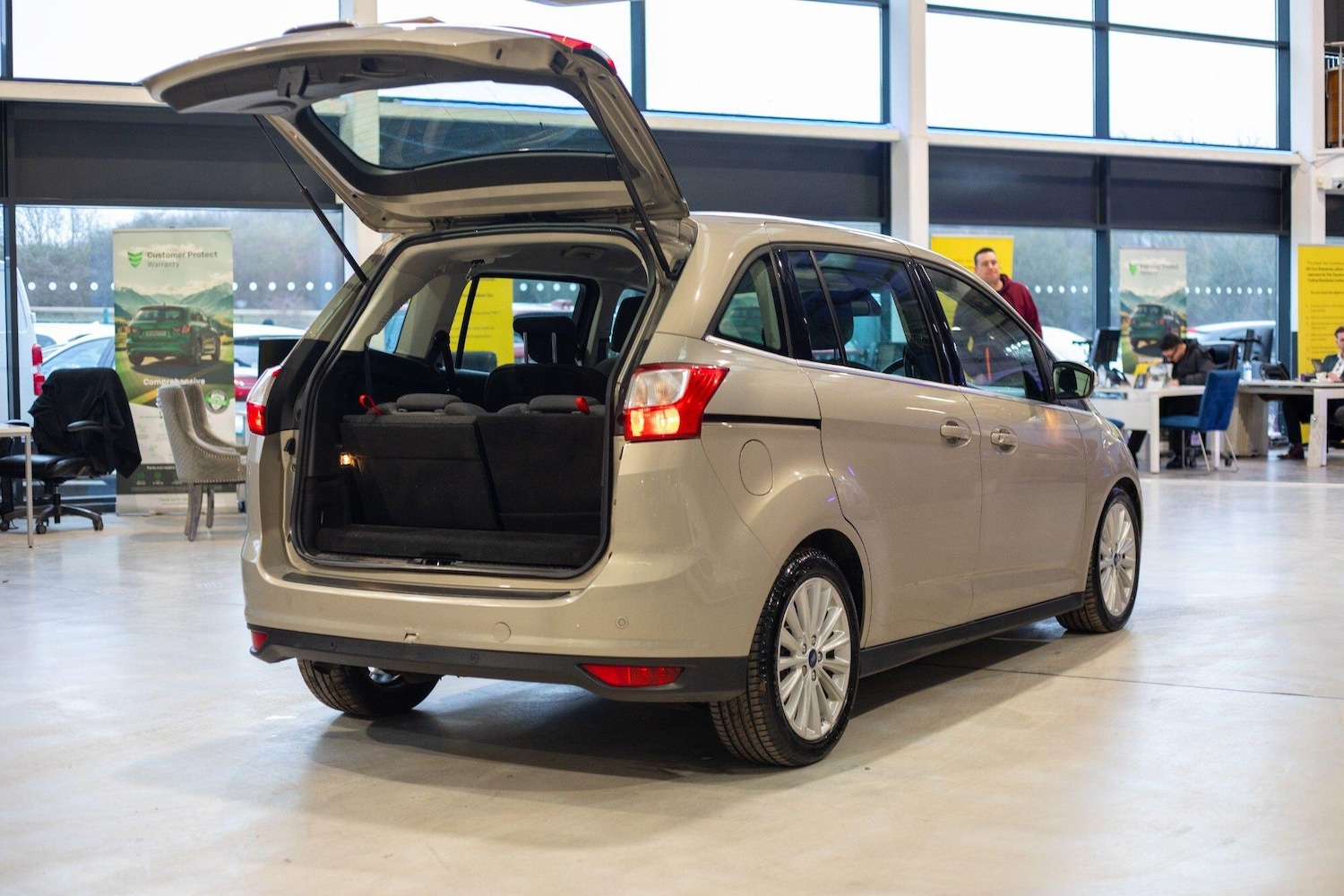 Used Ford Grand C-Max 2016 for sale - 77597781: Photo 35