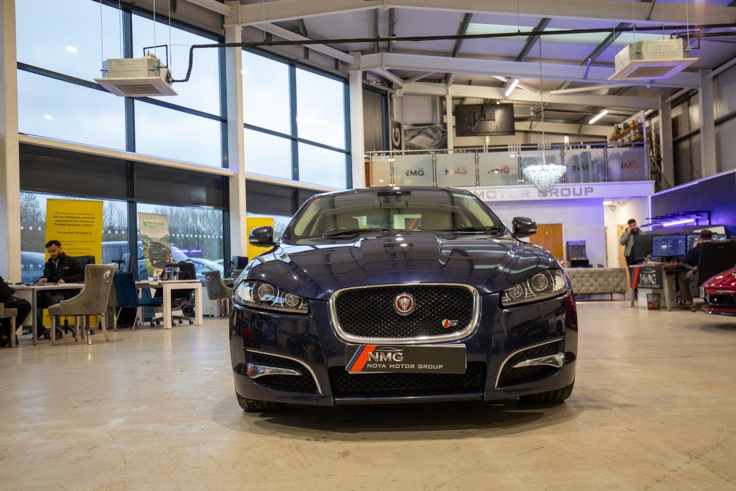 Used Jaguar XF 2014 for sale - 78156555: Photo 10