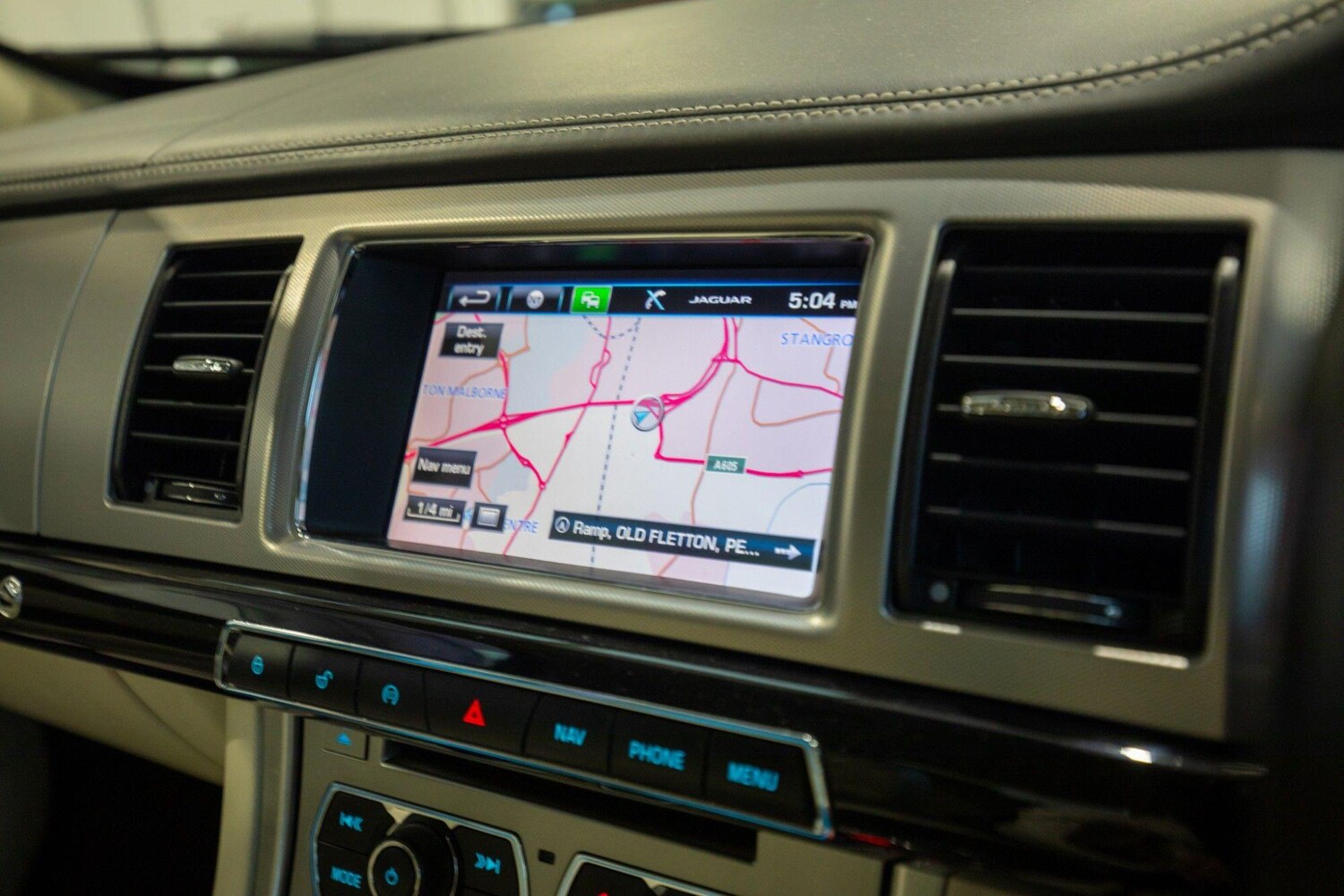 Used Jaguar XF 2014 for sale - 78156555: Photo 26