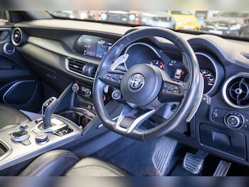 Used Alfa Romeo Stelvio 2021 for sale - 78382393: Photo
