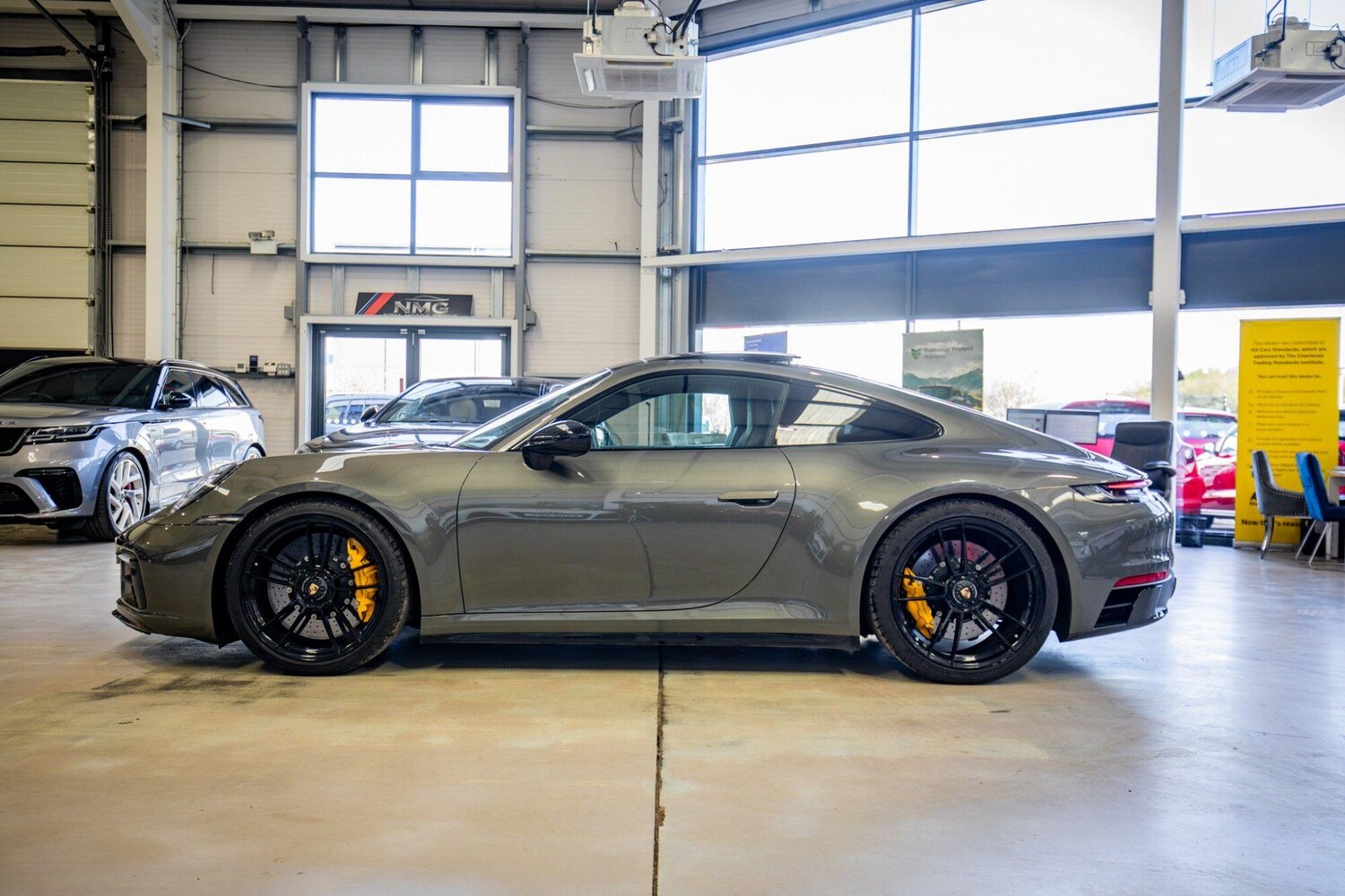 Used Porsche 911 2022 for sale - 78115015: Photo 12