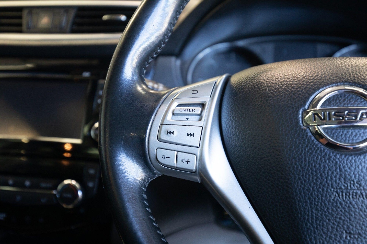 Used Nissan Qashqai 2017 for sale - 77230472: Photo 18