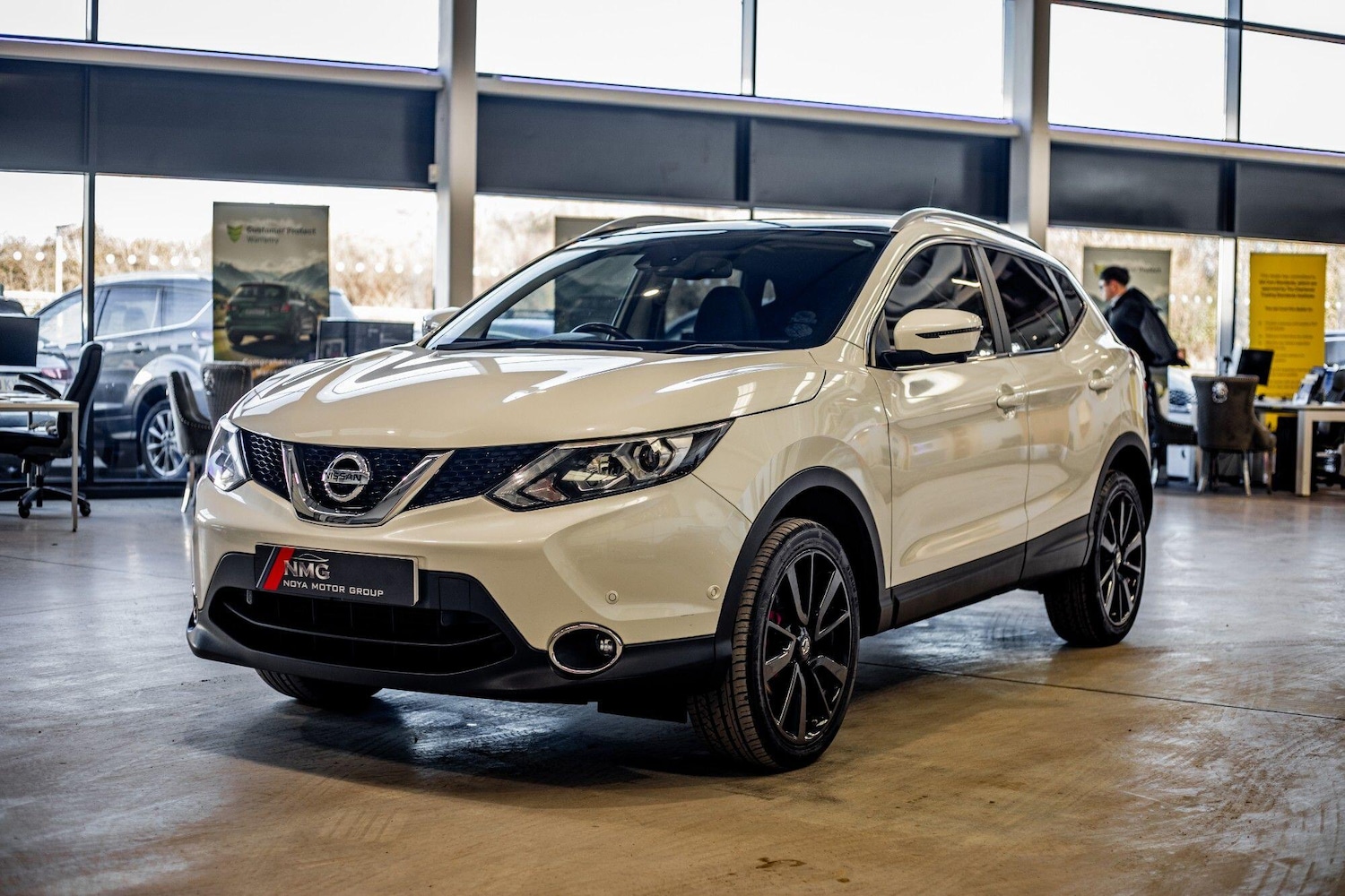 Used Nissan Qashqai 2017 for sale - 77230472: Photo 9