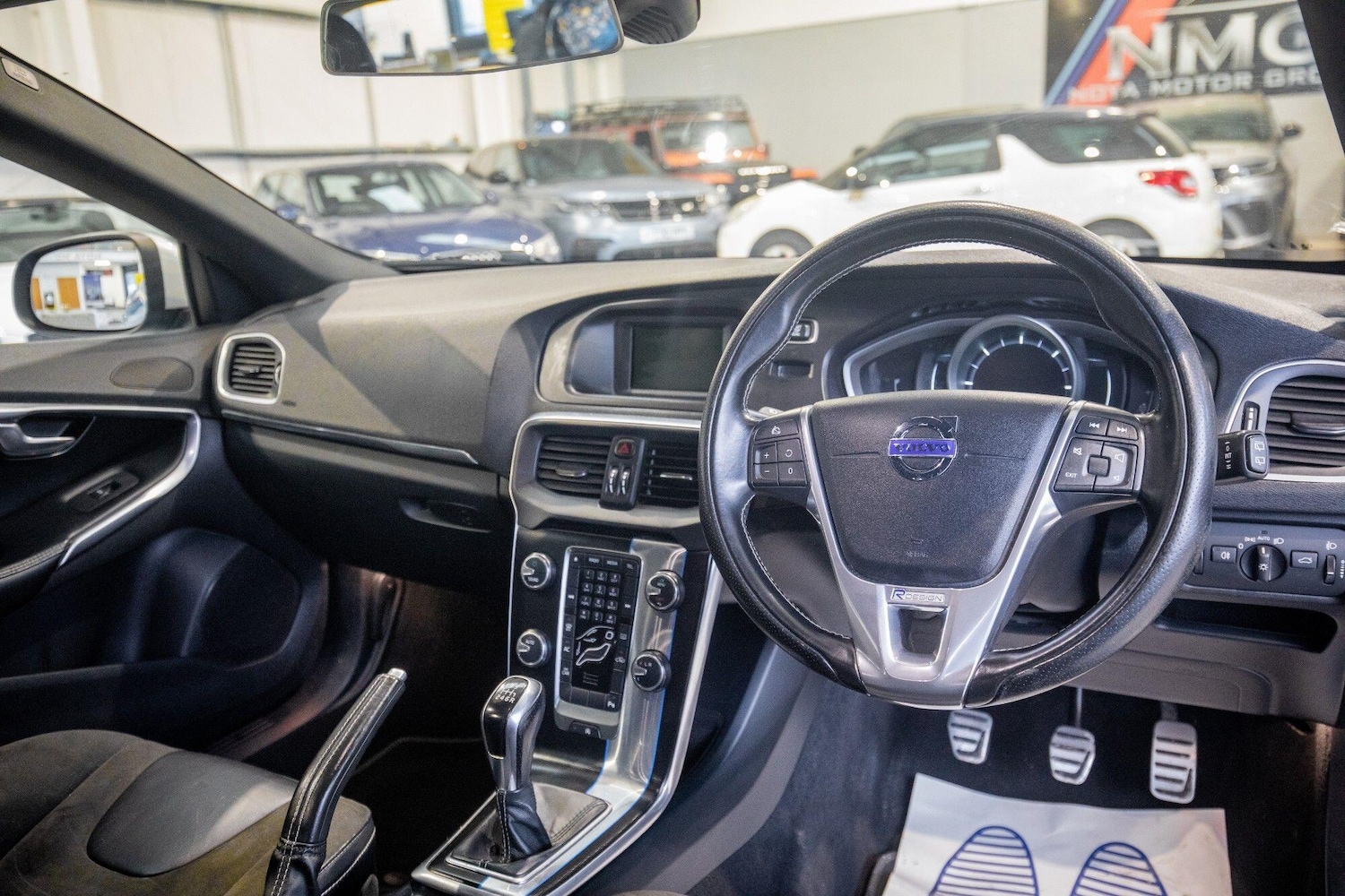 Used Volvo V40 for sale - 77823582: Photo 2