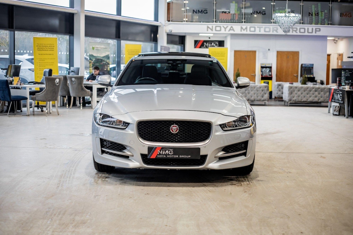Used Jaguar XE 2017 for sale - 77109080: Photo 9