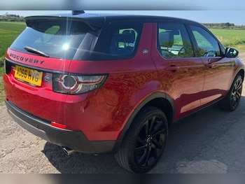Used Land Rover Discovery Sport 2016 for sale - 78672953: Photo