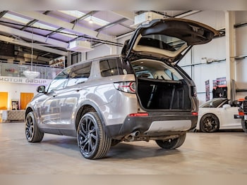 Used Land Rover Discovery Sport 2016 for sale - 77754072: Photo