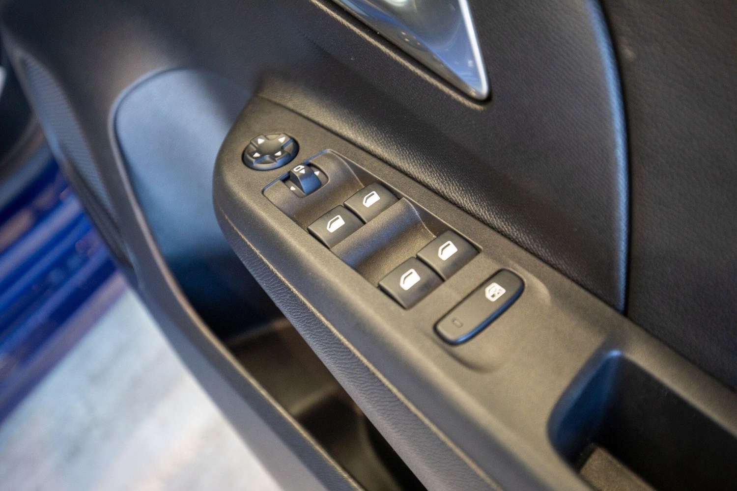 Used Vauxhall Corsa for sale - 76824905: Photo 17