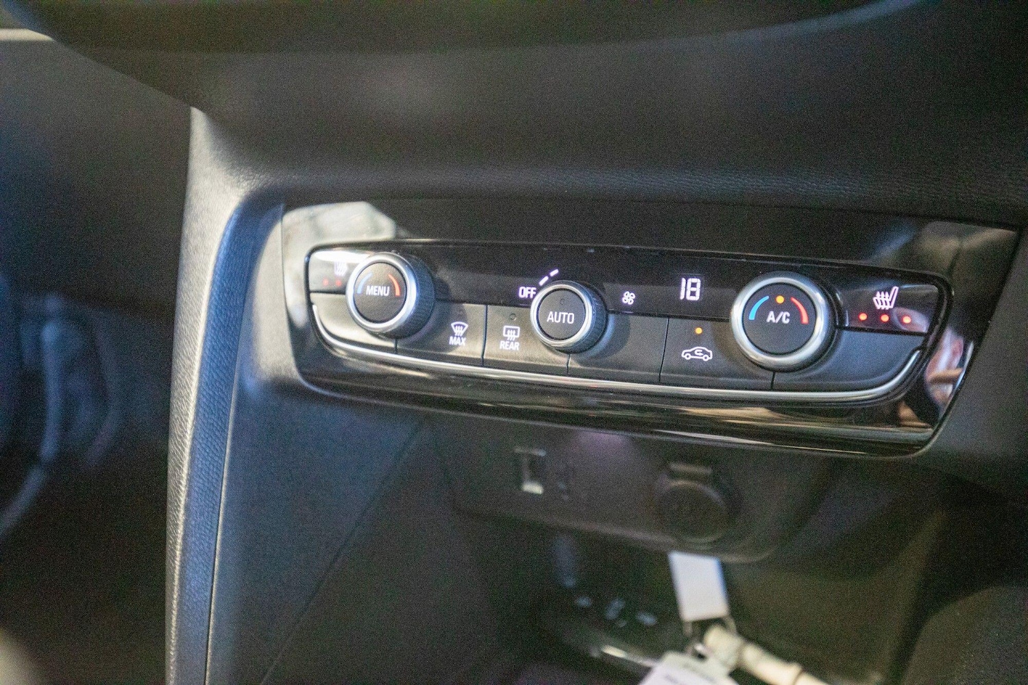 Used Vauxhall Corsa for sale - 76824905: Photo 26