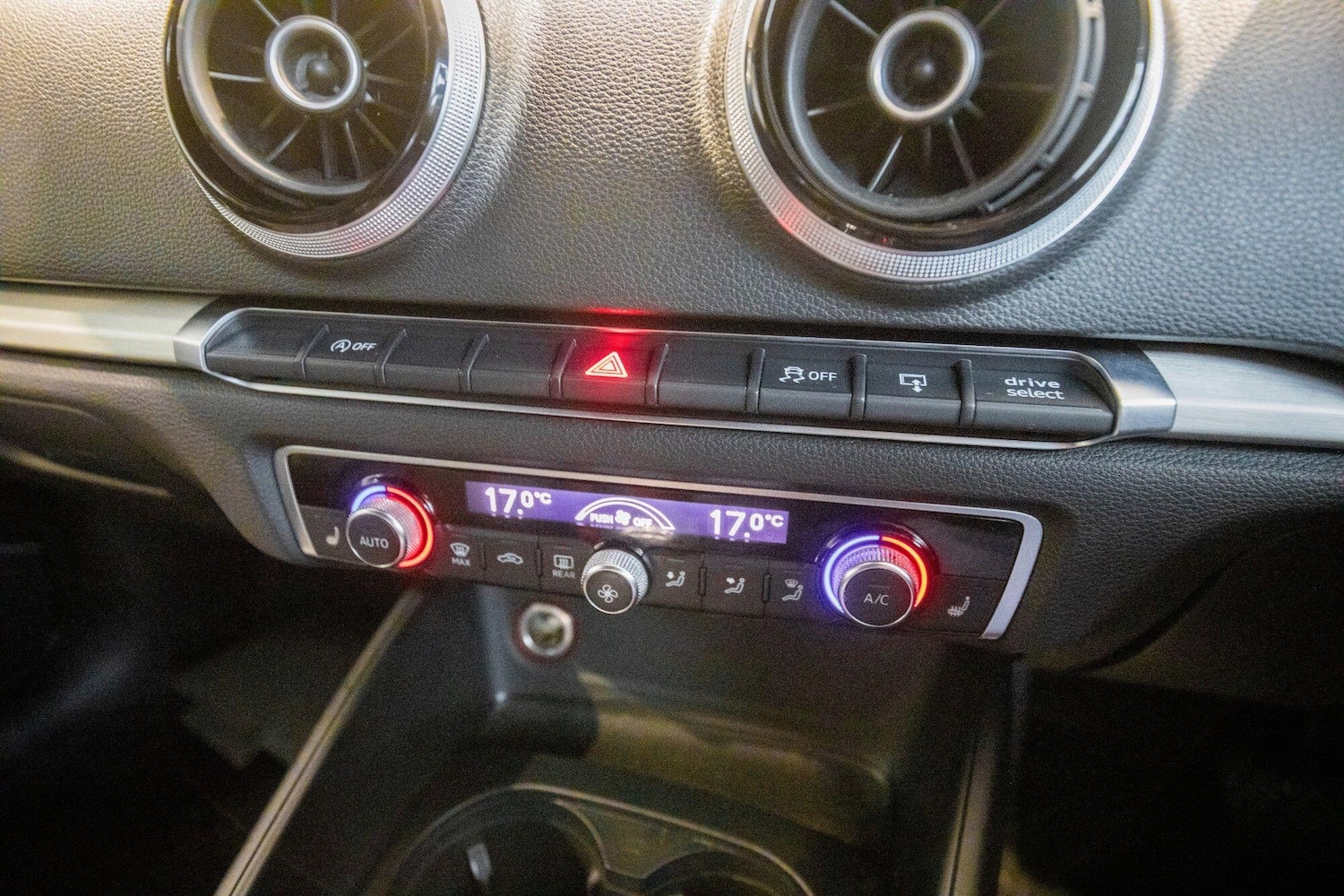 Used Audi A3 2015 for sale - 76823885: Photo 31