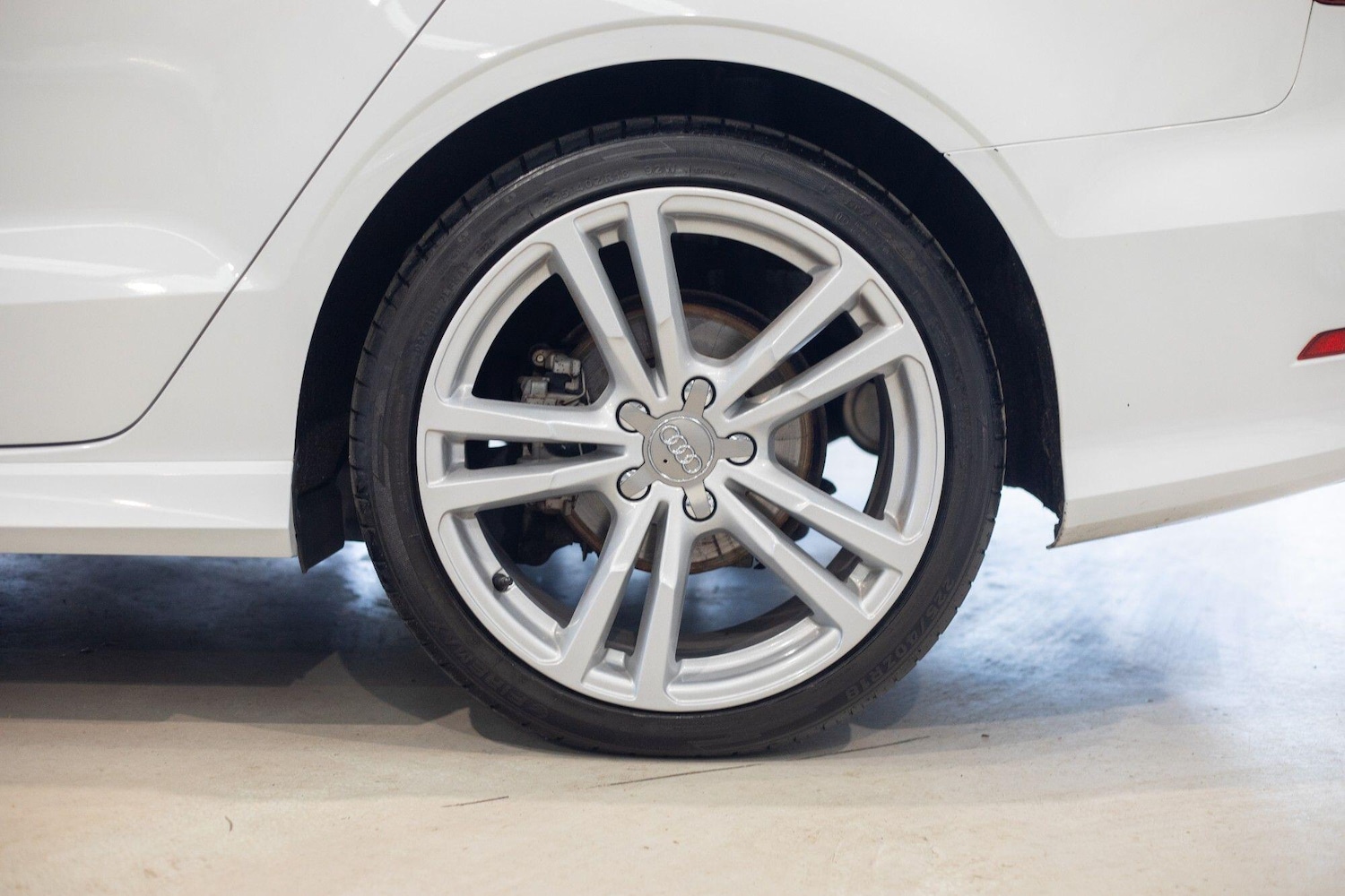 Used Audi A3 2015 for sale - 76823885: Photo 4