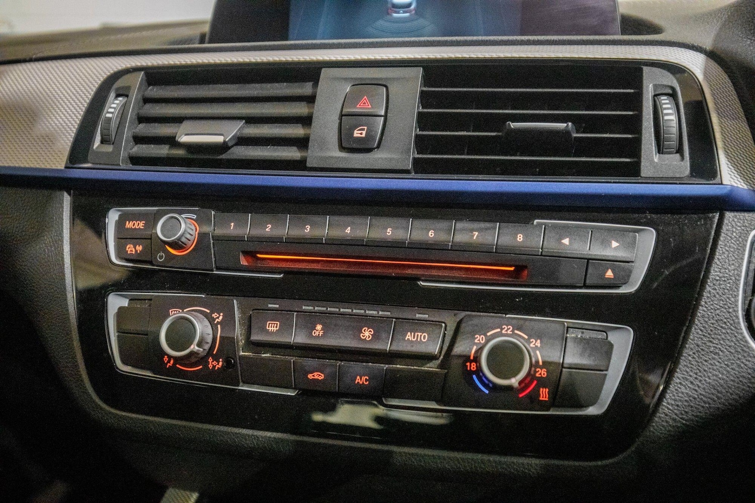 Used BMW 1 Series 2019 for sale - 77131000: Photo 27