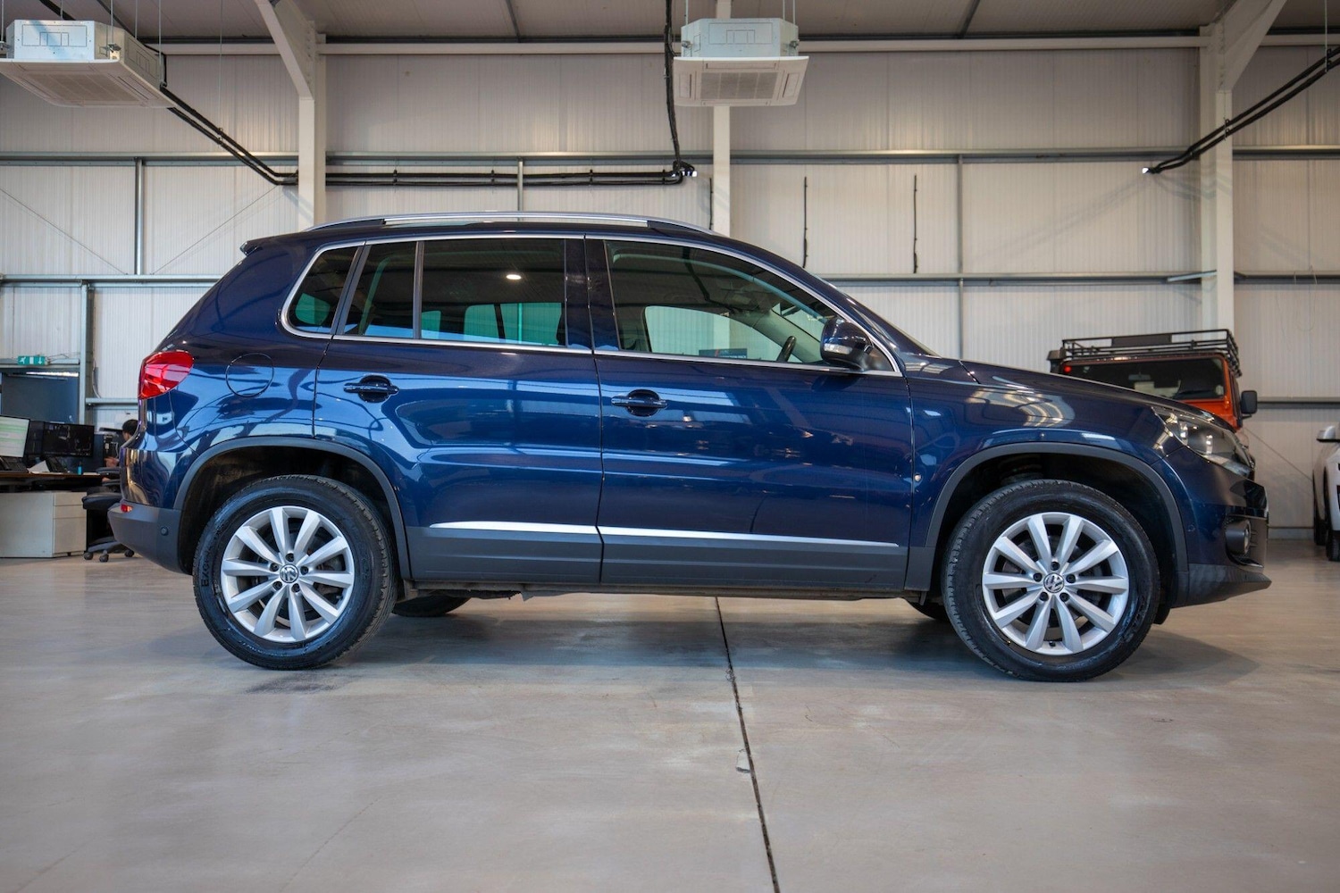 Used Volkswagen Tiguan for sale - 77957666: Photo 12