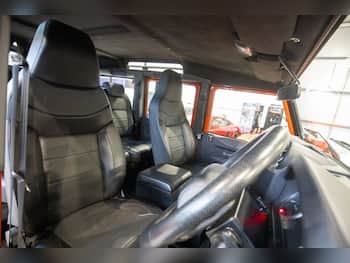 Used Land Rover Defender 2016 for sale - 79690668: Photo