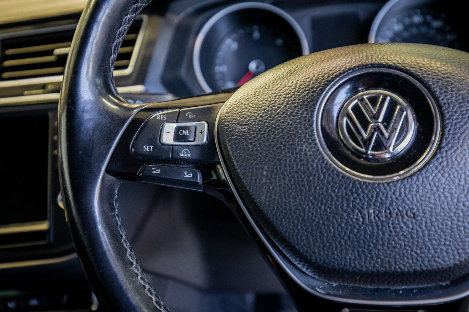 Used Volkswagen Tiguan 2016 for sale - 76926691: Photo 20