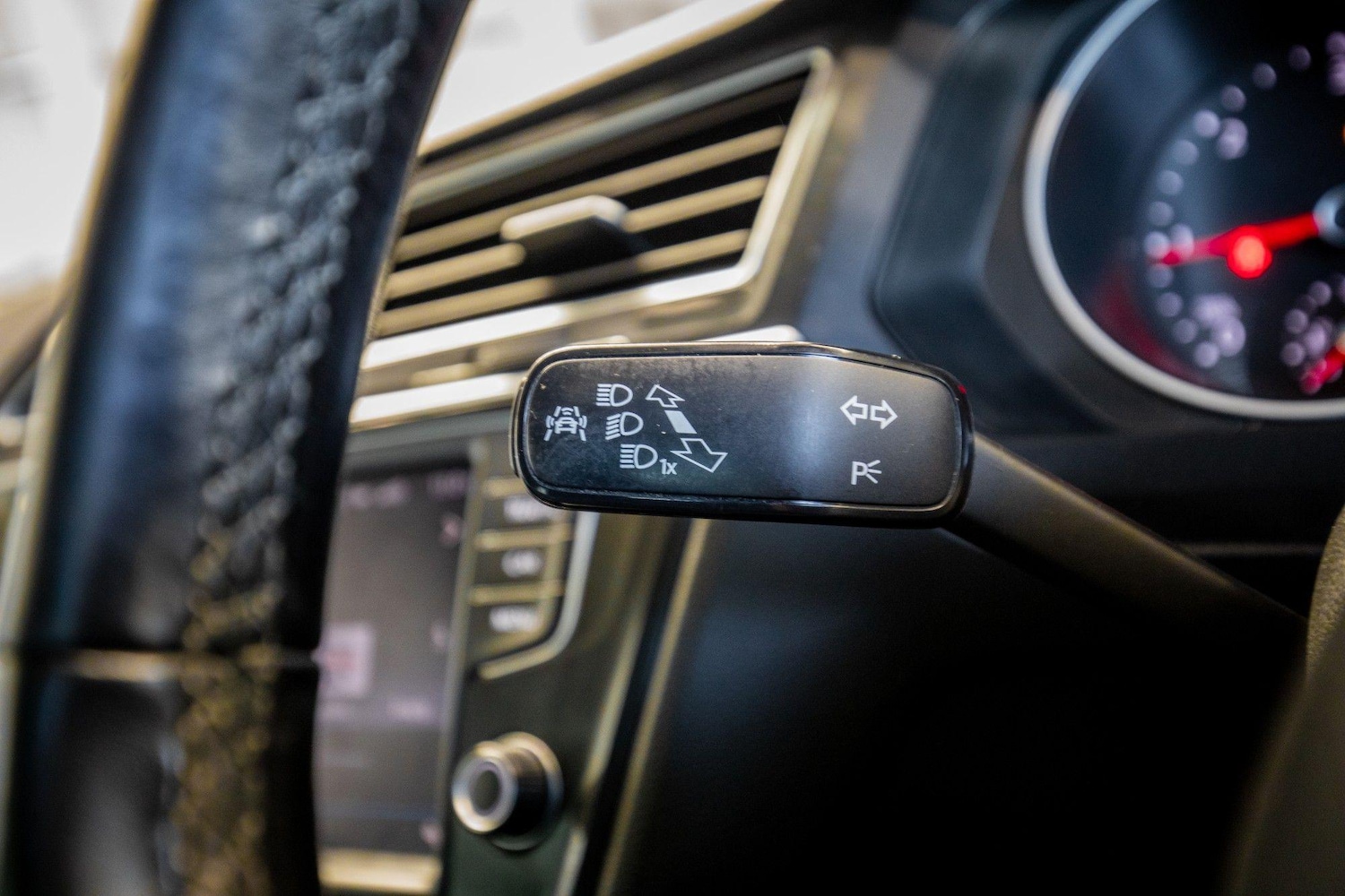 Used Volkswagen Tiguan 2016 for sale - 76926691: Photo 22