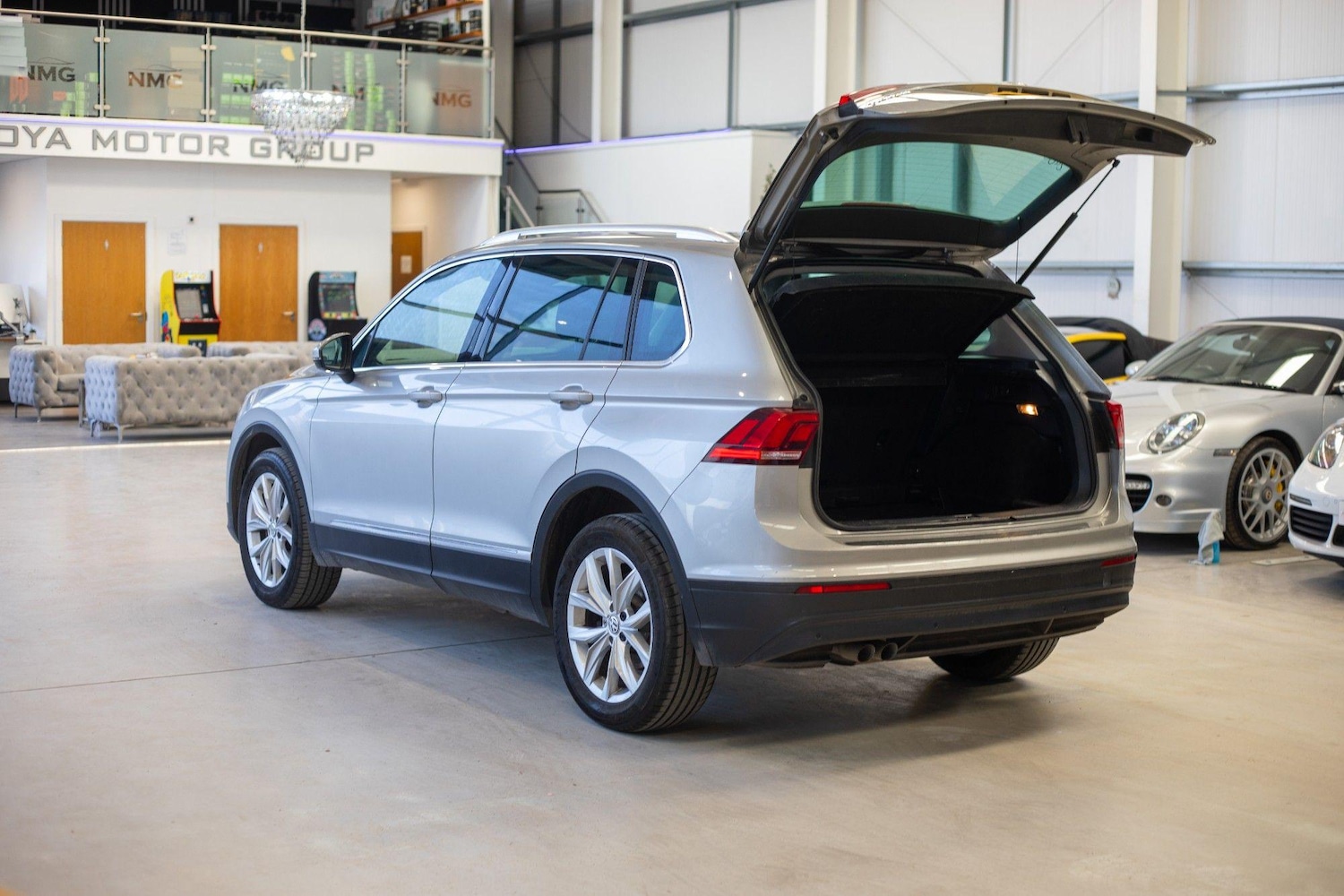 Used Volkswagen Tiguan 2016 for sale - 76926691: Photo 36