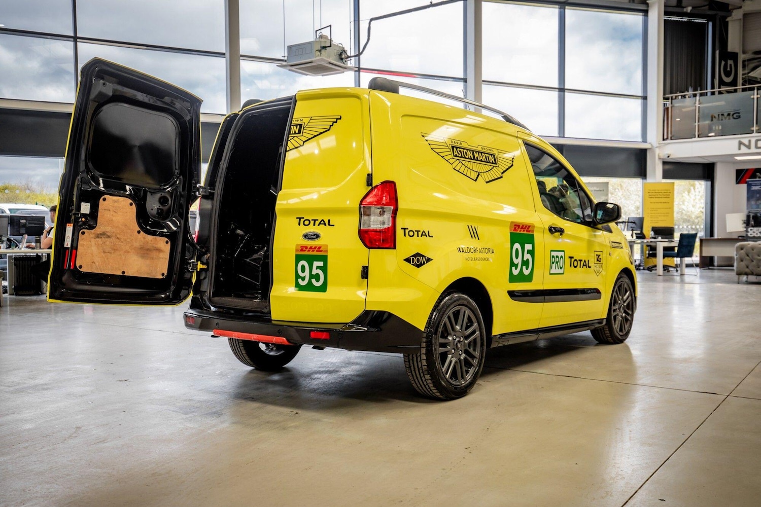 Used Ford Transit Courier for sale - 78205298: Photo 30