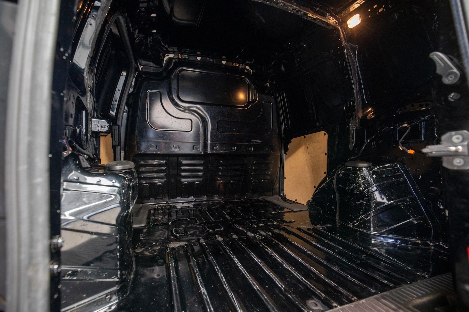 Used Ford Transit Courier for sale - 78205298: Photo 31