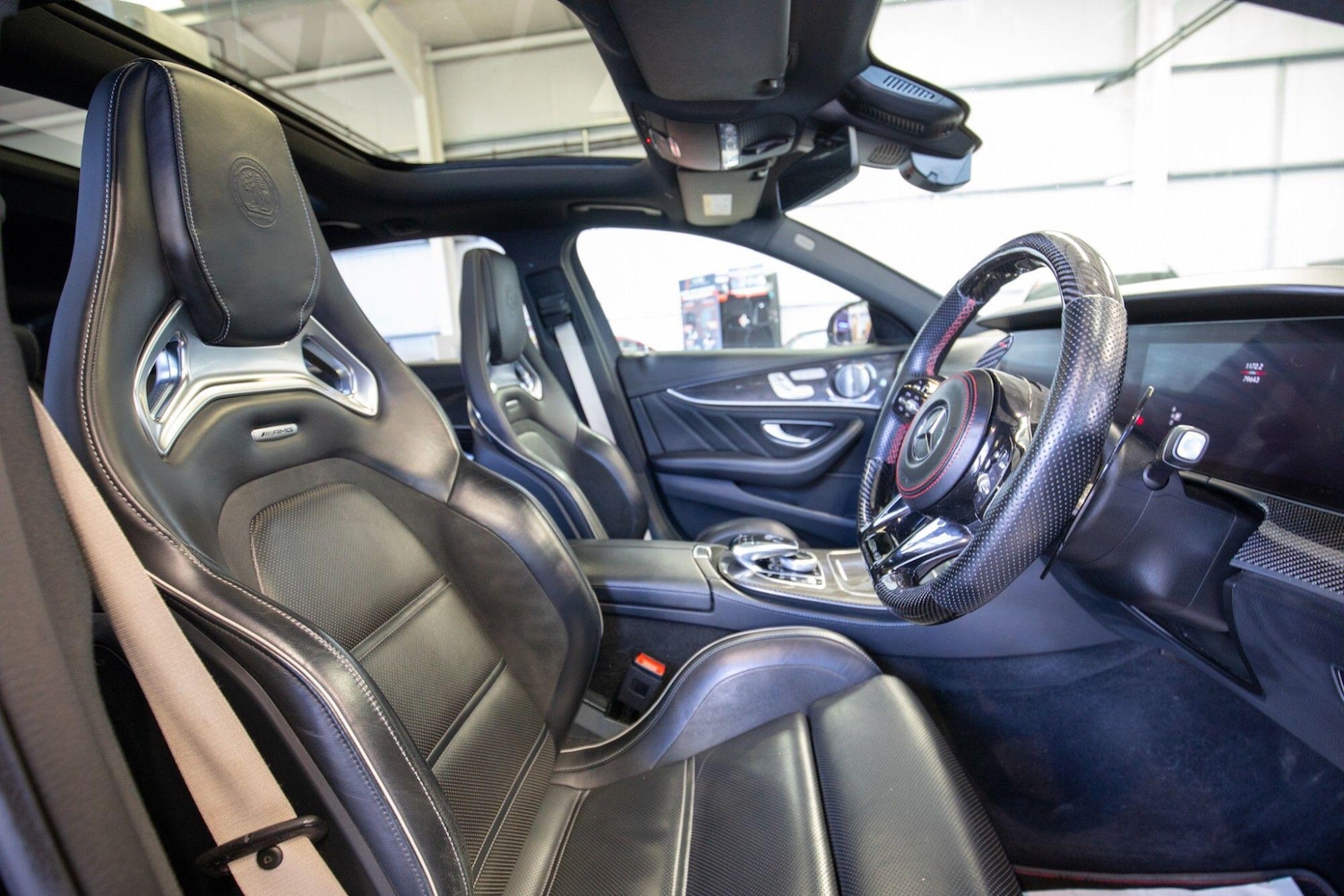 Used Mercedes-Benz E Class 2019 for sale - 77958240: Photo 3