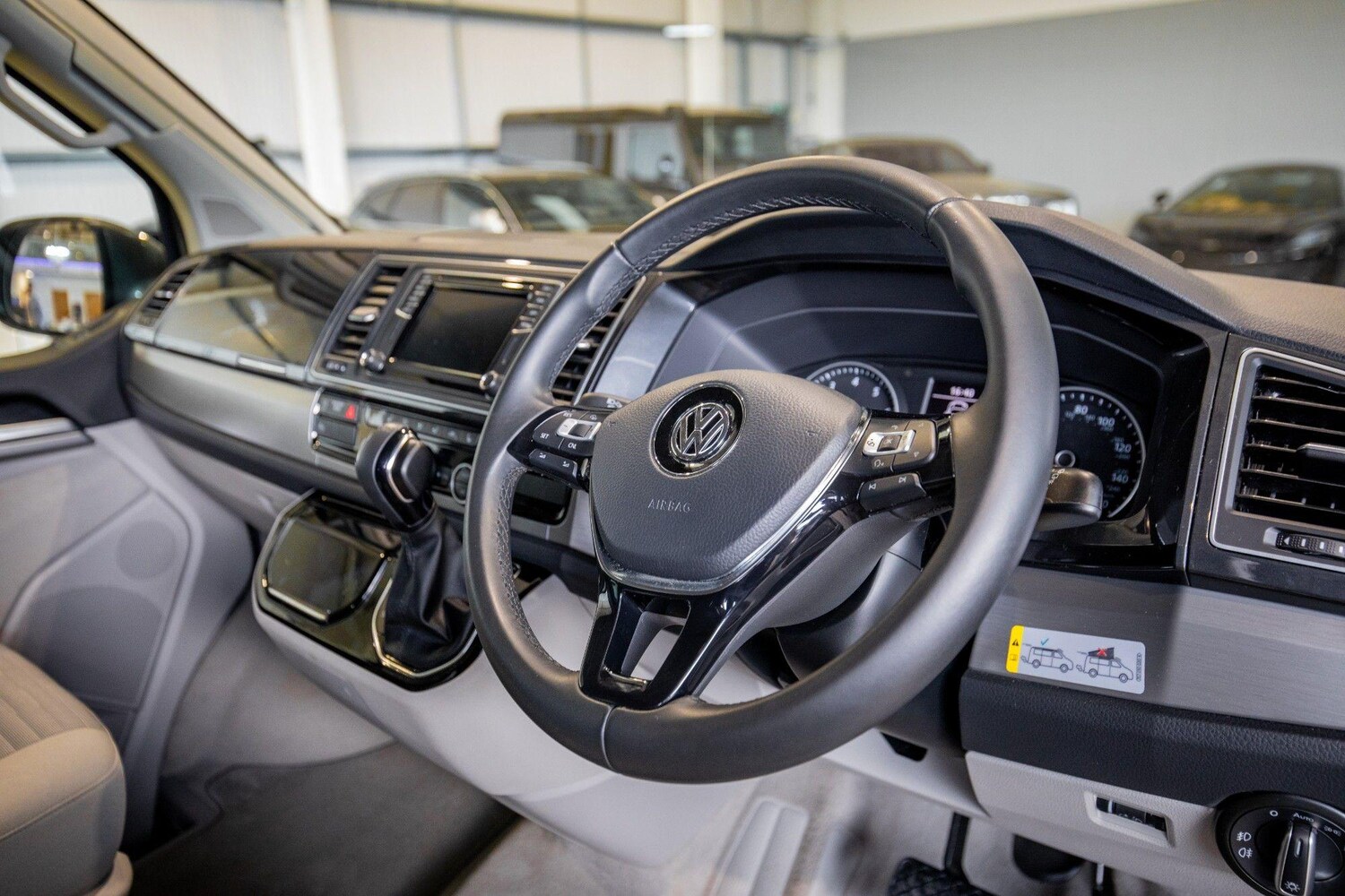 Used Volkswagen California 2017 for sale - 77892466: Photo 35