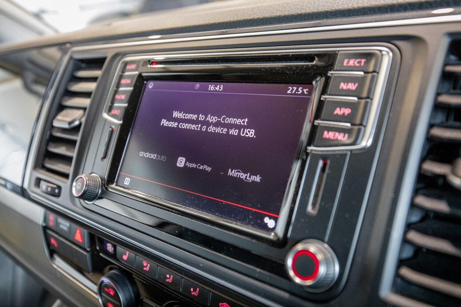 Used Volkswagen California 2017 for sale - 77892466: Photo 43