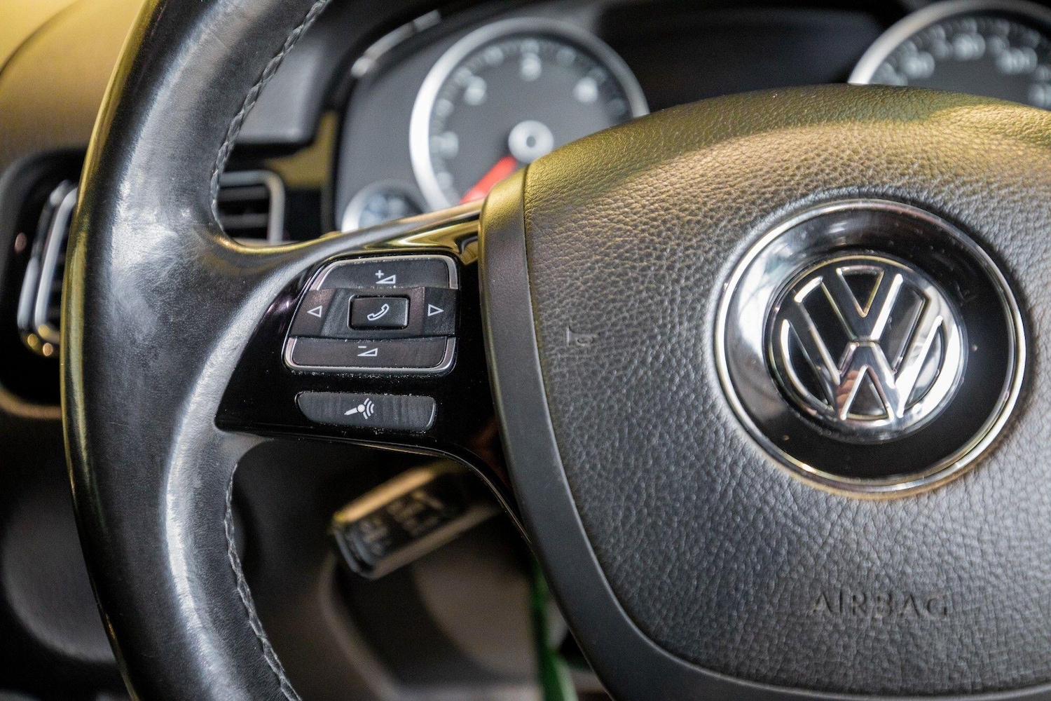 Used Volkswagen Touareg 2016 for sale - 77074210: Photo 22