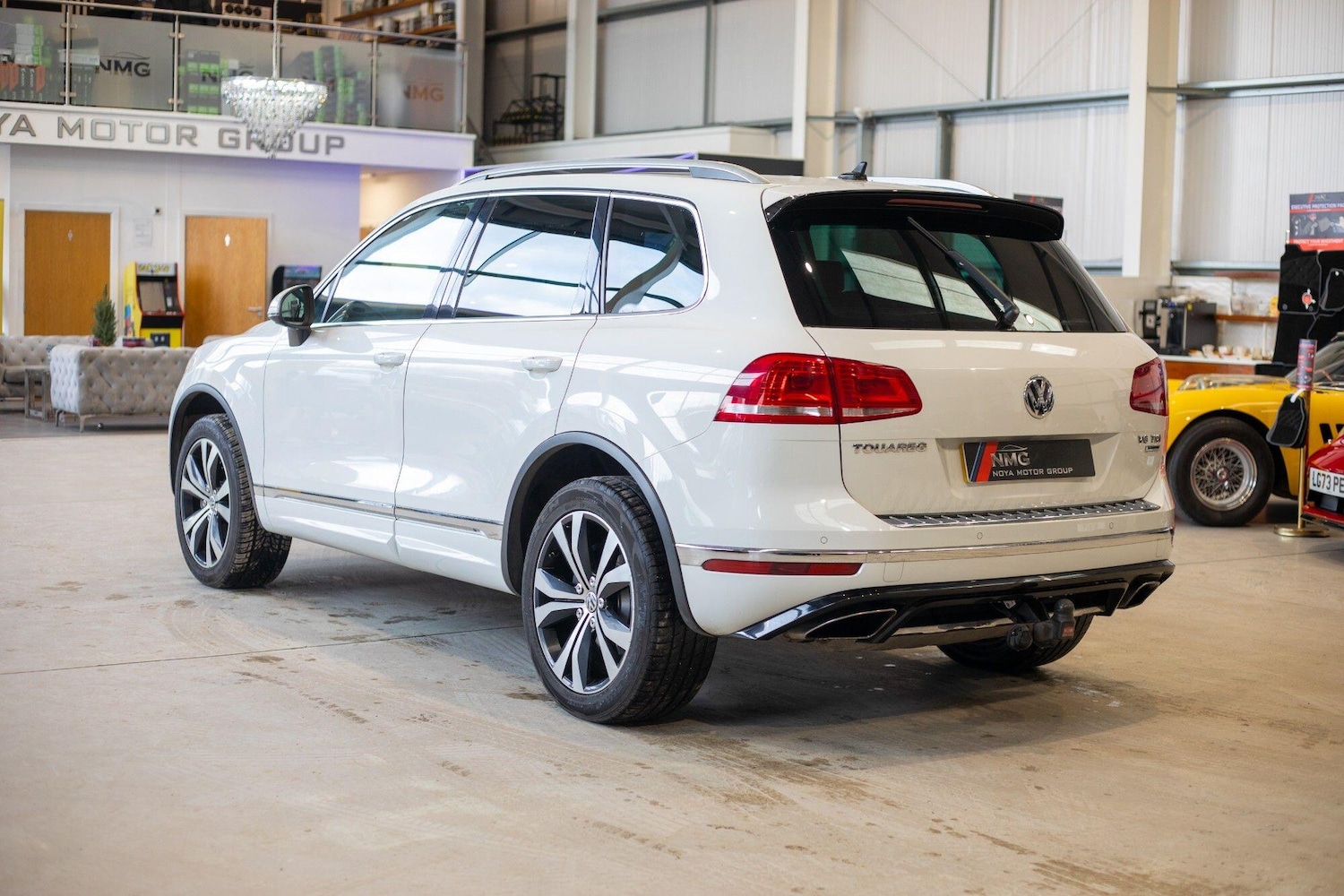 Used Volkswagen Touareg 2016 for sale - 77074210: Photo 4