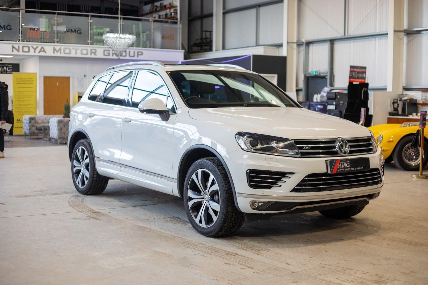 Used Volkswagen Touareg 2016 for sale - 77074210: Photo 8