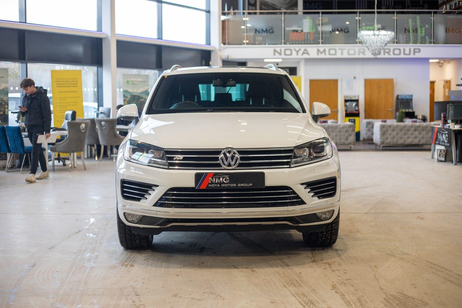 Used Volkswagen Touareg 2016 for sale - 77074210: Photo 9