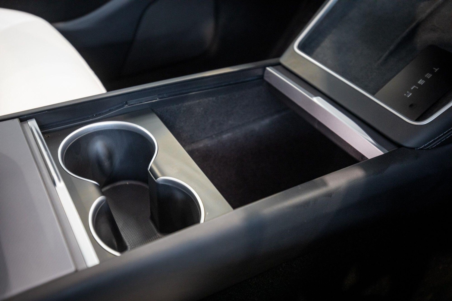 Used Tesla Model Y 2025 for sale - 77723847: Photo 30