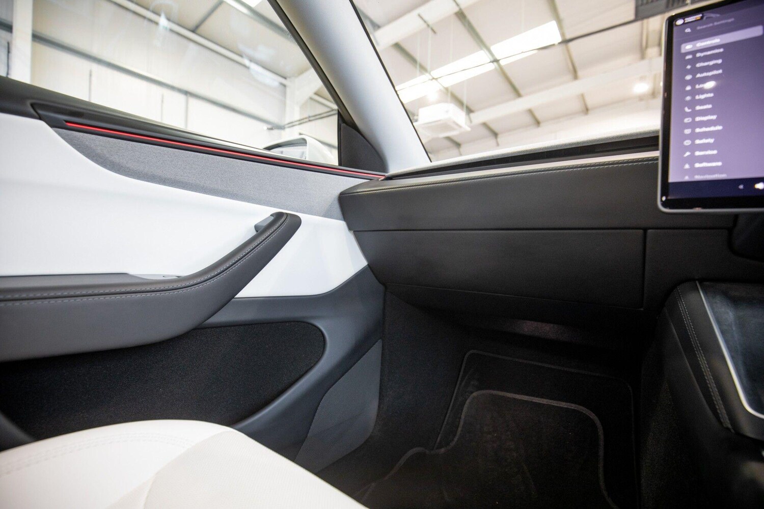 Used Tesla Model Y 2025 for sale - 77723847: Photo 43