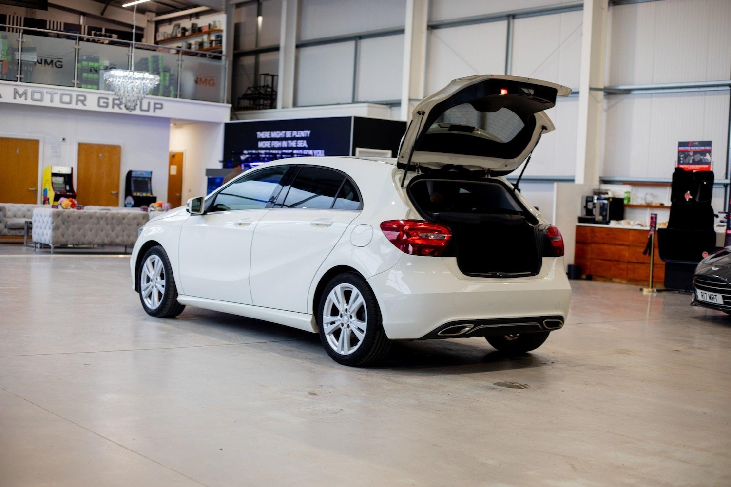 Used Mercedes-Benz A-Class for sale - 77242551: Photo 41