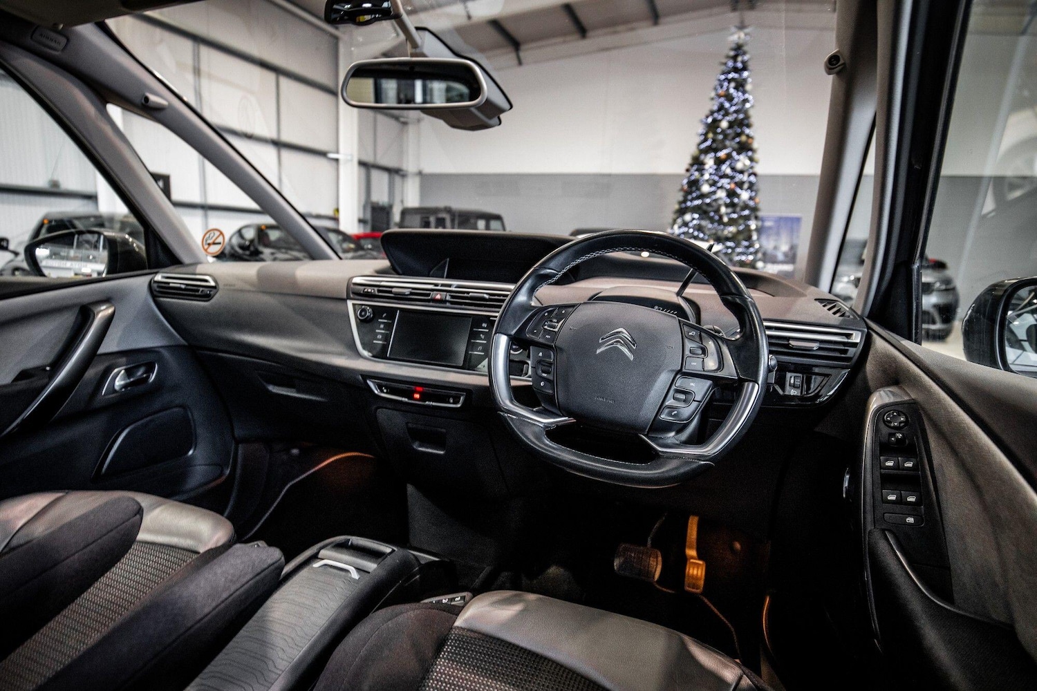 Used Citroen C4 Grand Picasso 2020 for sale - 76912914: Photo 2