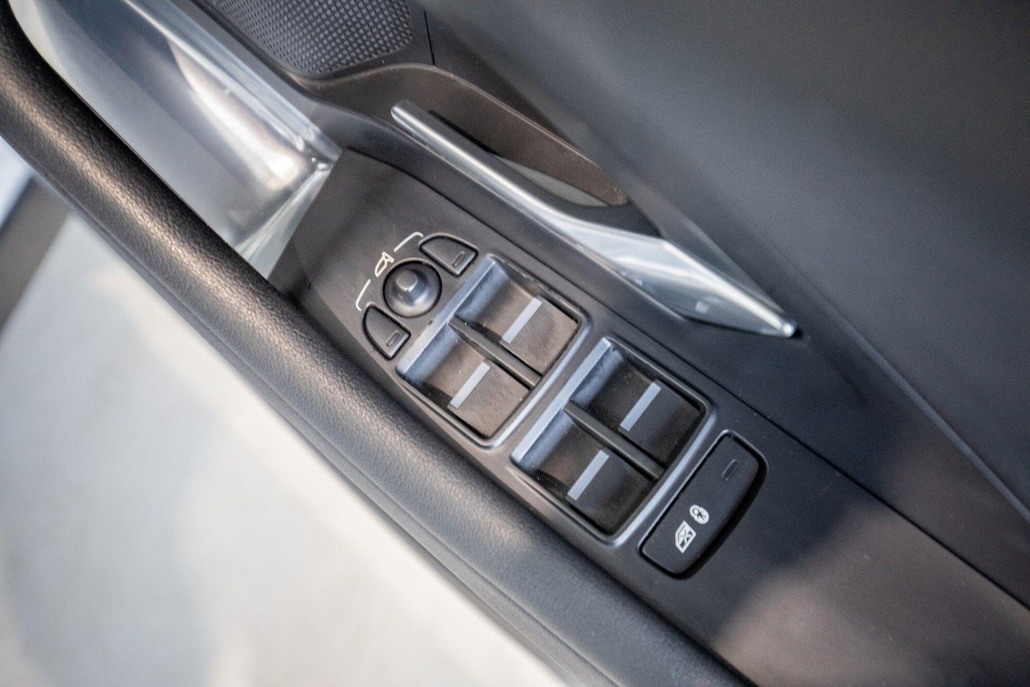 Used Jaguar E-Pace 2018 for sale - 76823701: Photo 14