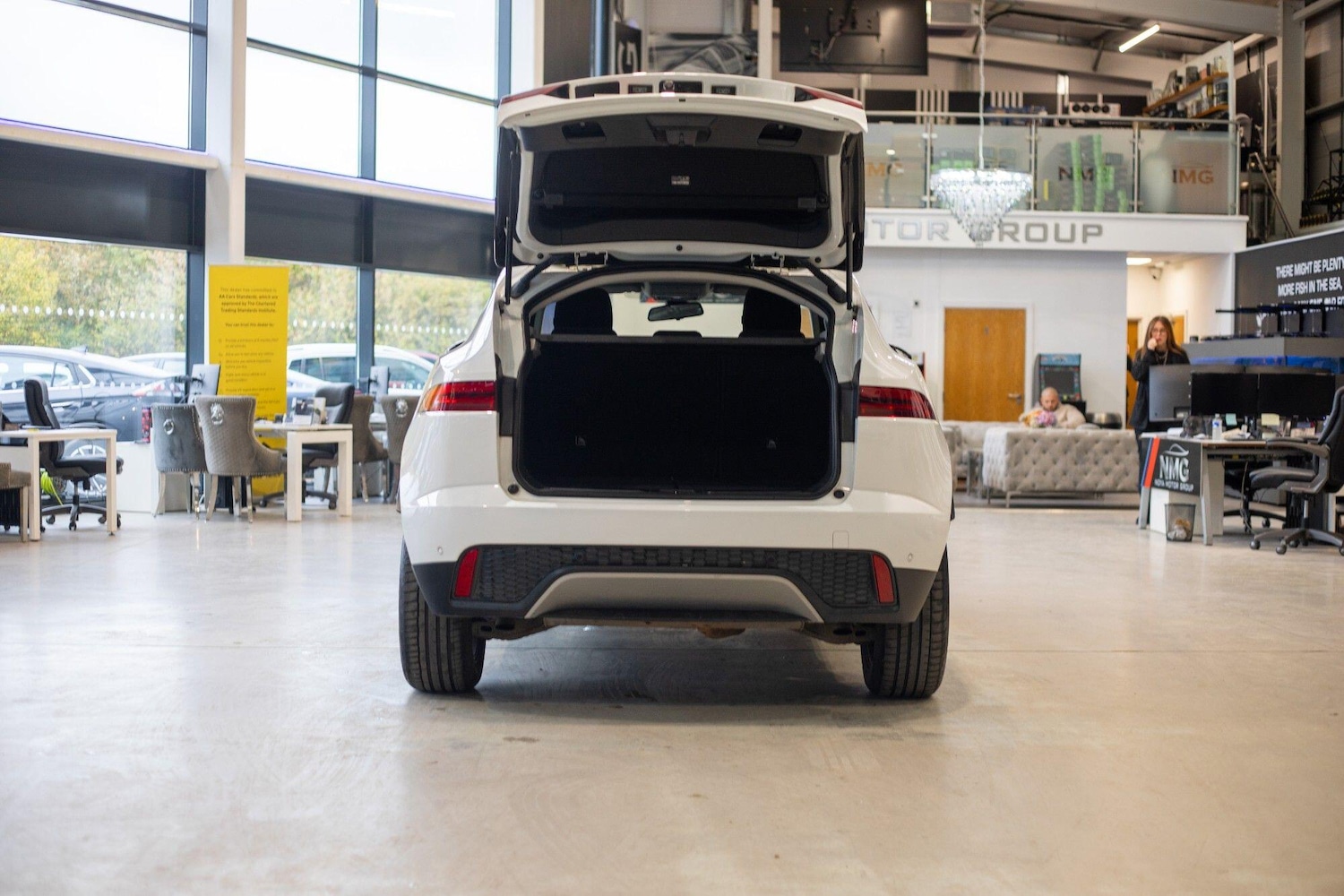 Used Jaguar E-Pace 2018 for sale - 76823701: Photo 37