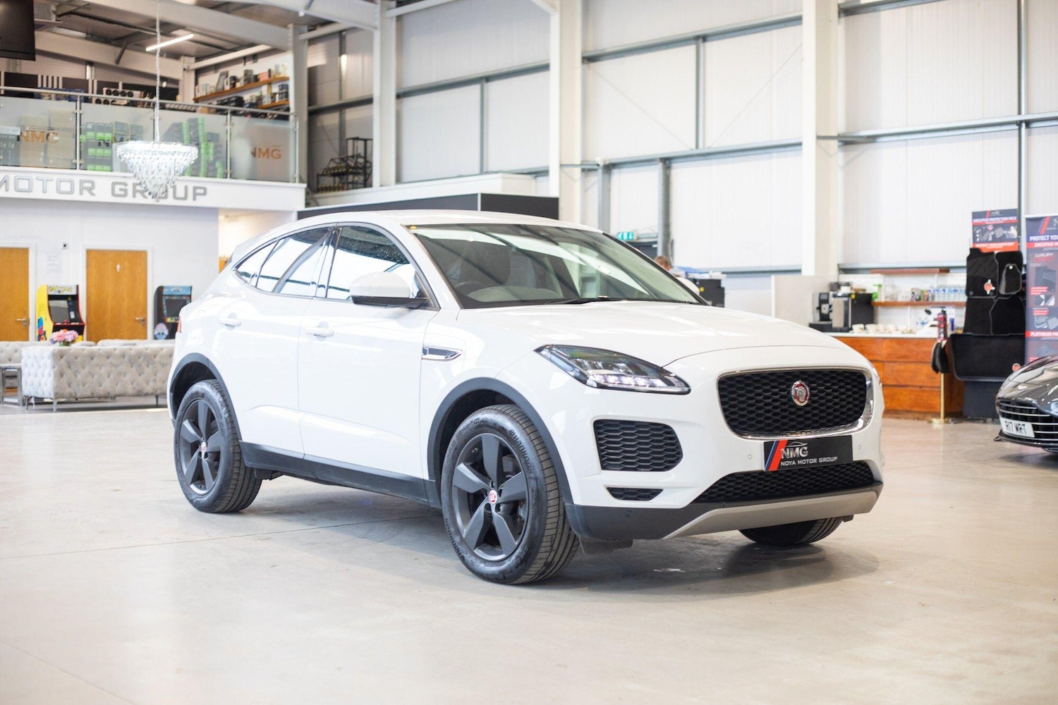 Used Jaguar E-Pace 2018 for sale - 76823701: Photo 7