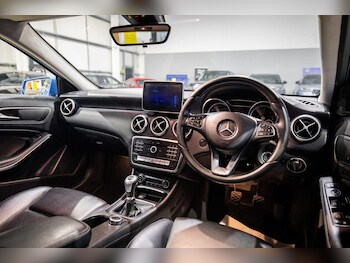 Used Mercedes-Benz A-Class 2015 for sale - 76824740: Photo