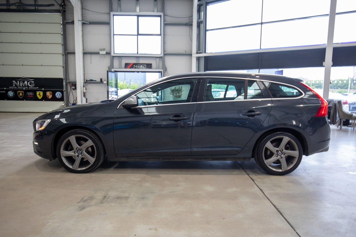 Used Volvo V60 2013 for sale - 77057545: Photo 34