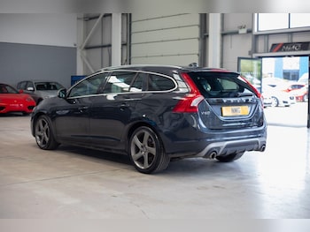 Used Volvo V60 2013 for sale - 77057545: Photo