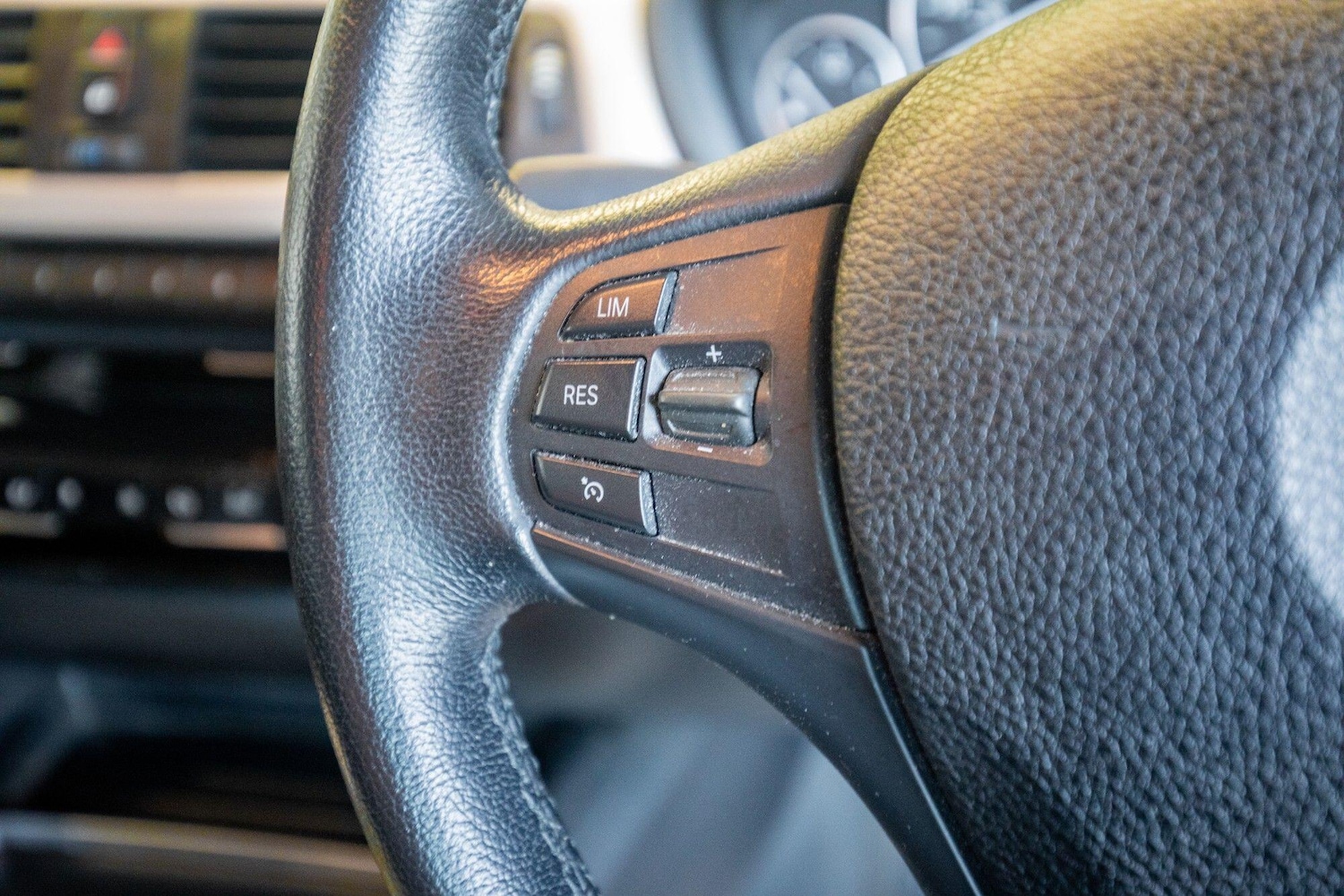 Used BMW 3 Series for sale - 76825035: Photo 19