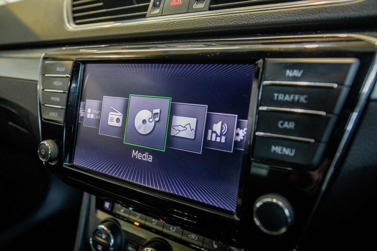 Used Skoda Superb 2015 for sale - 77109460: Photo 26