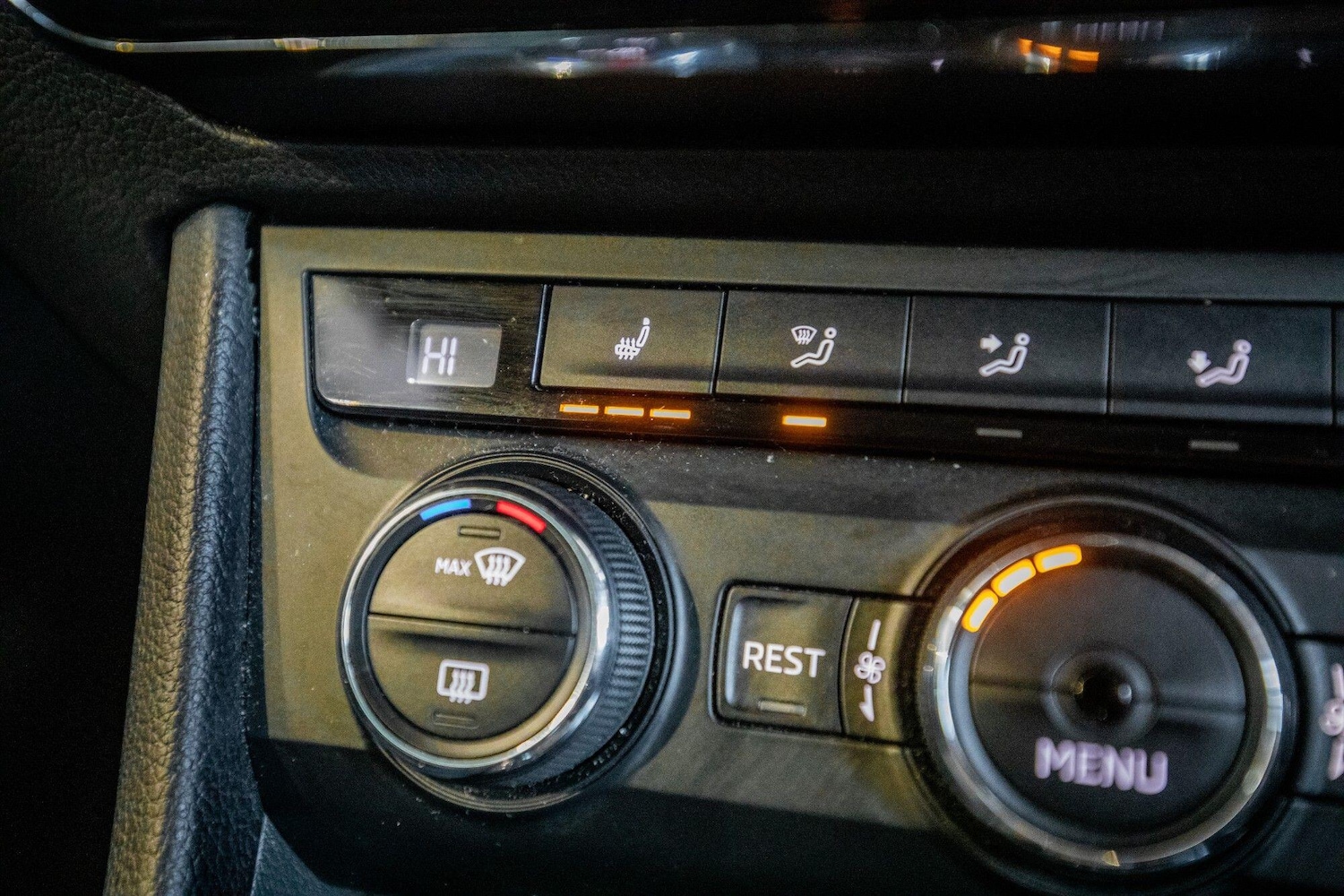 Used Skoda Superb 2015 for sale - 77109460: Photo 30