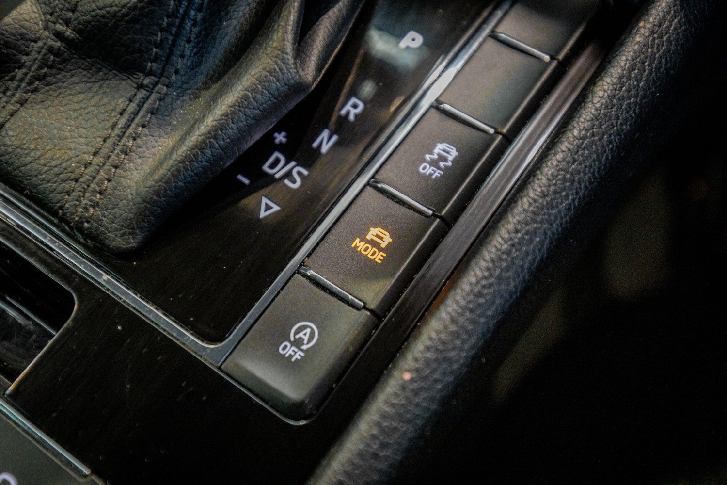 Used Skoda Superb 2015 for sale - 77109460: Photo 32