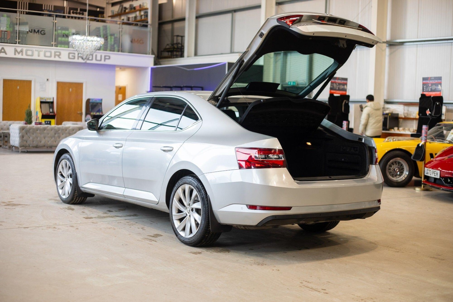 Used Skoda Superb 2015 for sale - 77109460: Photo 41