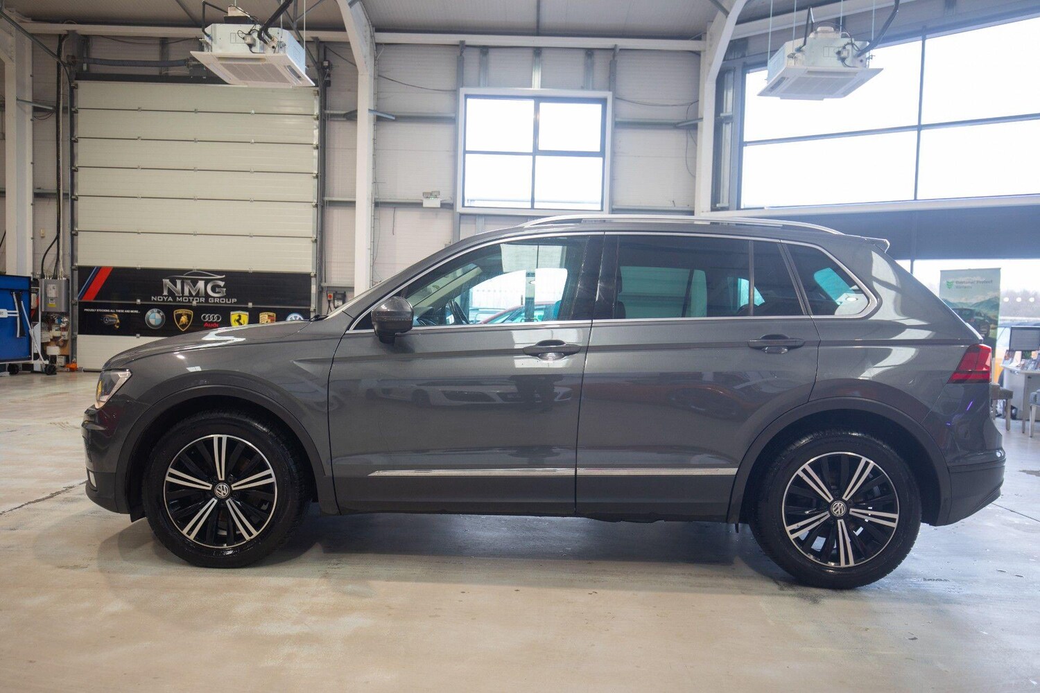 Used Volkswagen Tiguan 2018 for sale - 78058349: Photo 35