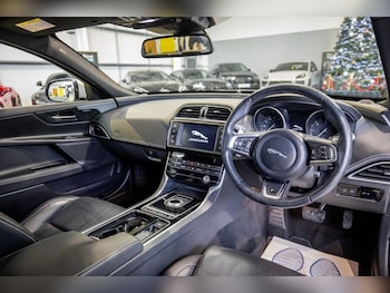 Used Jaguar XE 2017 for sale - 78382103: Photo