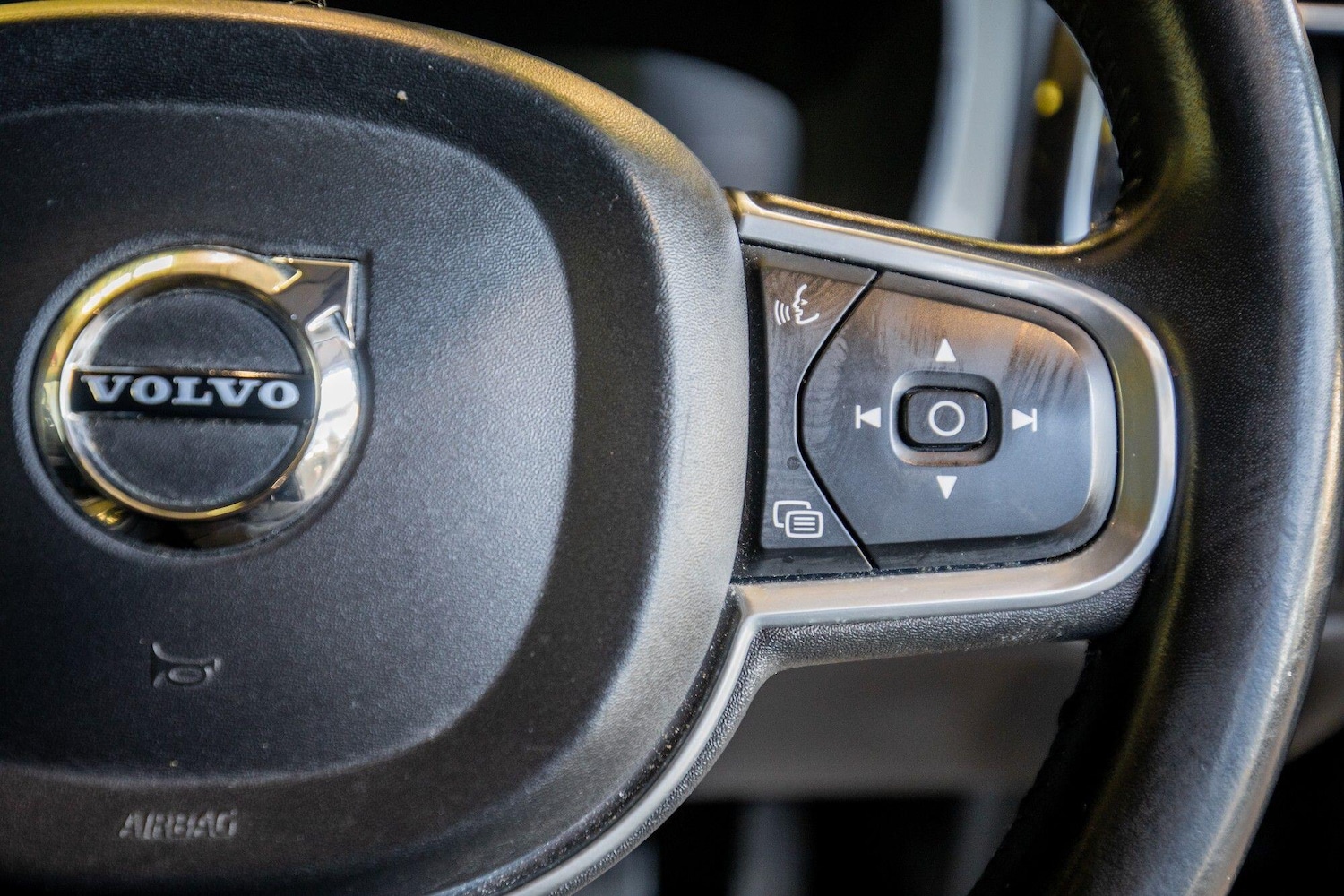 Used Volvo XC60 2017 for sale - 77120364: Photo 20