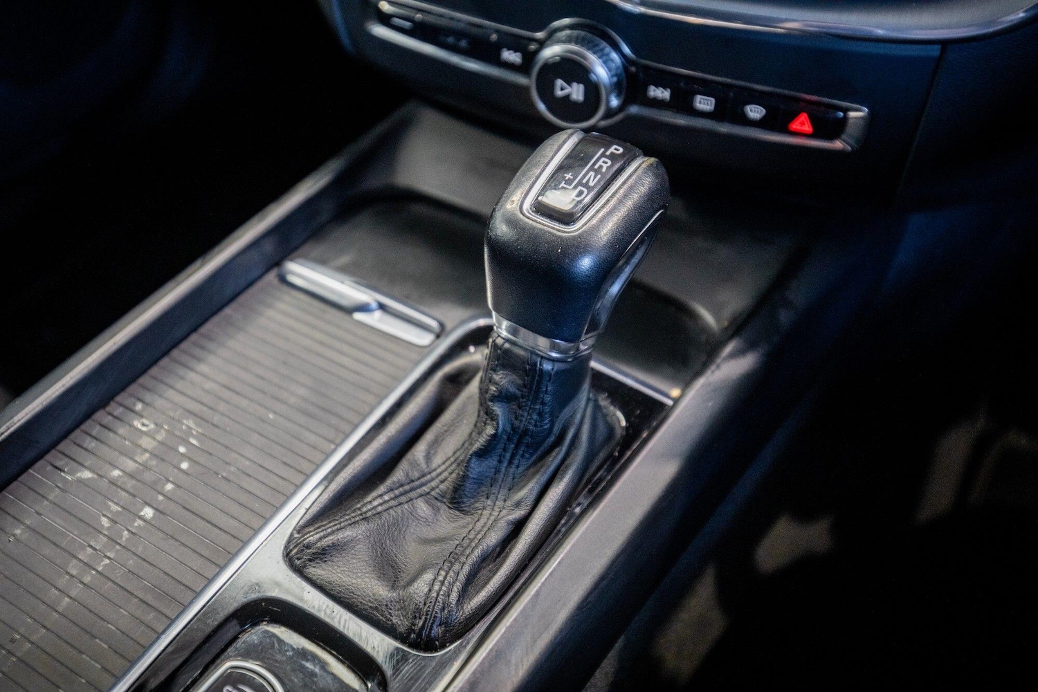 Used Volvo XC60 2017 for sale - 77120364: Photo 27