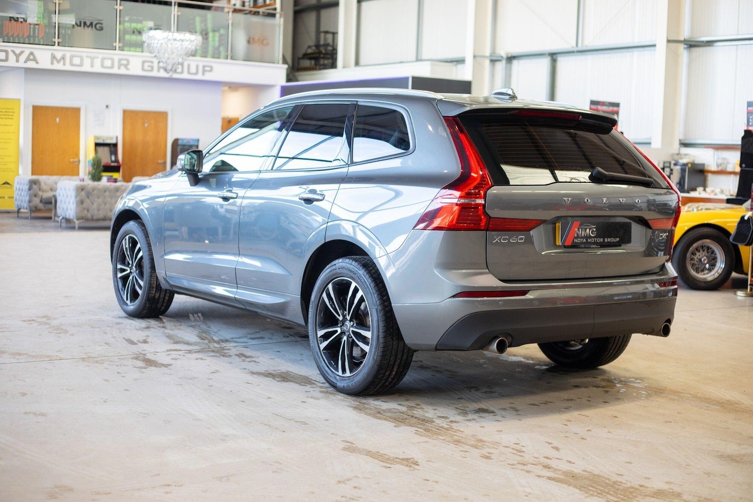 Used Volvo XC60 2017 for sale - 77120364: Photo 4